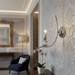 Applique murale chromée dans un décor chic